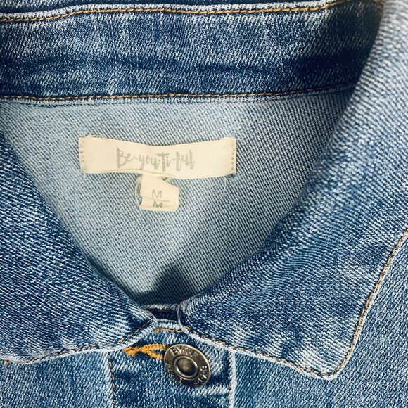 cropped sleeveless denim vest  women size med BEAUTIFUL - Picture 15 of 15